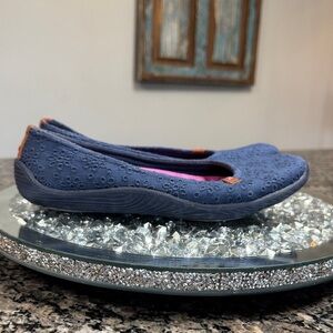 Dr. Scholl's Navy Floral Slip-On Flats EUC 7